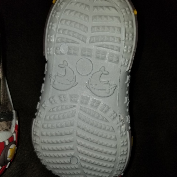 Chulis Double Strap Ruby Sneaker 4.5 - Picture 7 of 8